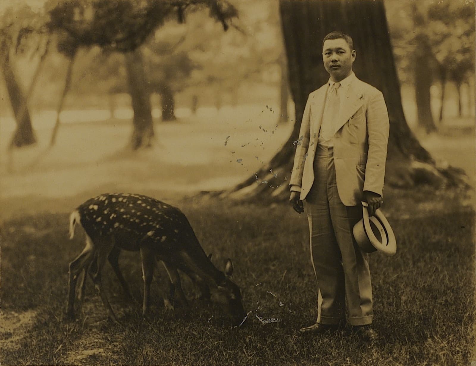 Lai Ho photographed in Nara, 1941. He had already been jailed twice; he was detained again the following year and died a year after his release.