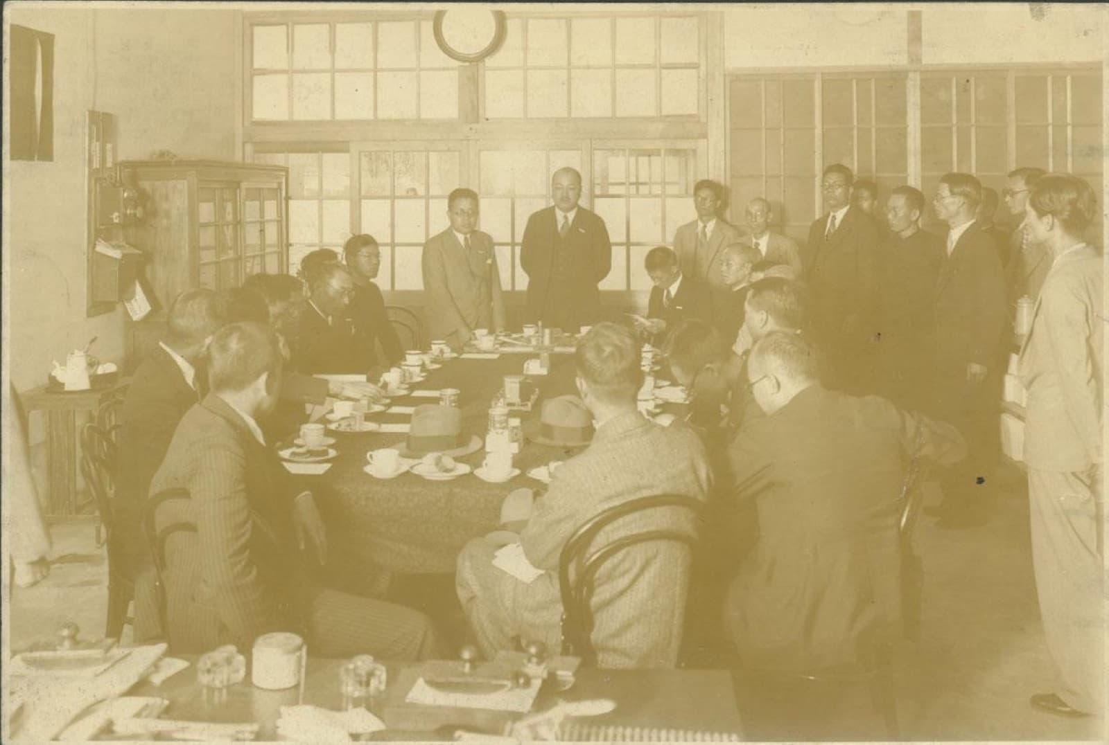 Iap Ing-tsing and others in session, 1924. This generation of newly educated intellectuals moved the struggle from rifles in the hills to paper outside the chamber.